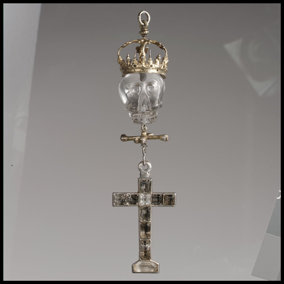 Pendant of a rosary, Silver gilt, rock crystal, Mexican
