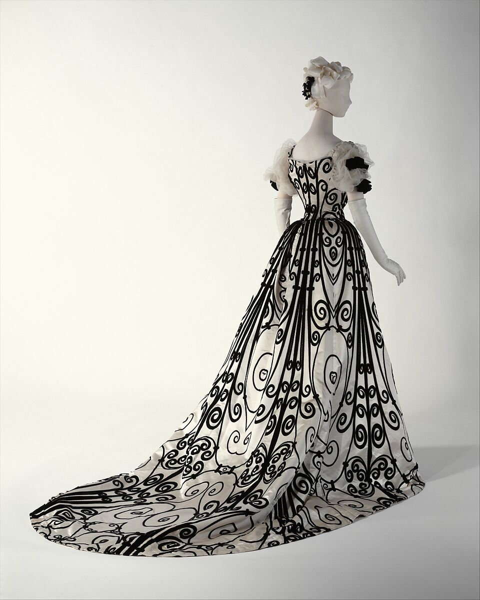 Evening dress, House of Worth  French, silk, French